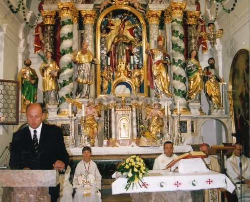 blagoslov obnovljenih oltarjev 2005